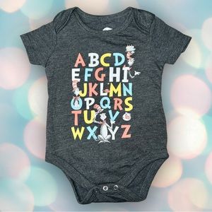 Universal Studios Dr. Seuss Baby Boy’s ABC Bodysuit Onesie Size 3-6 Months